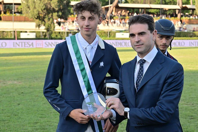 Piazza di Siena: Next Generation Intesa Sanpaolo, assegnati i riconoscimenti per l’edizione 2022