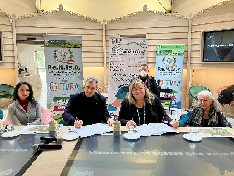 Firmato l'accordo di collaborazione tra FISE e l'ITA Sereni con la presentazione del progetto 