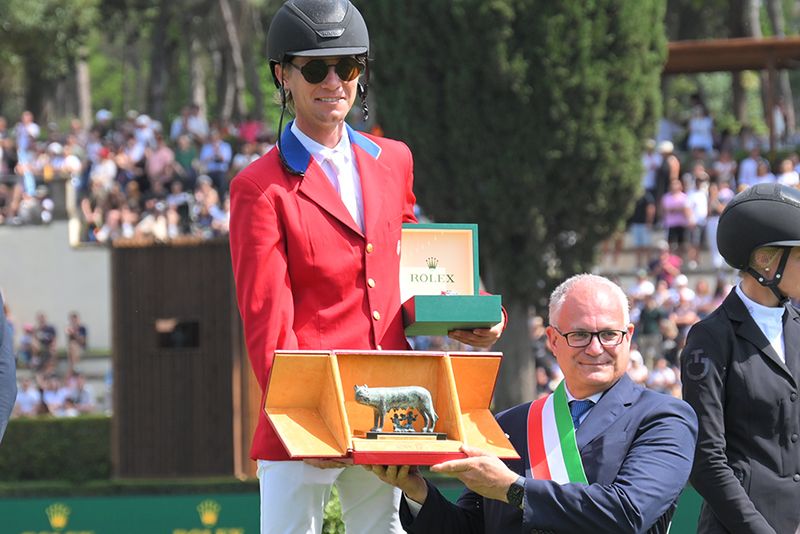 GUALTIERI PREMIAZIONE