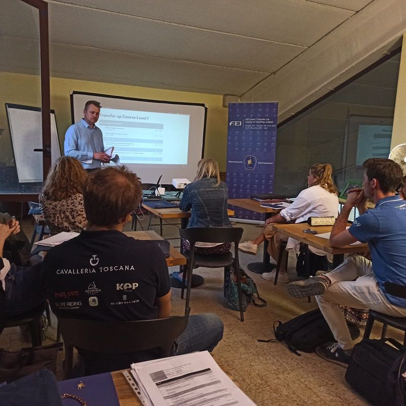 Volteggio: il Corso Giudici FEI di 1° livello al Club Ippico Monzese