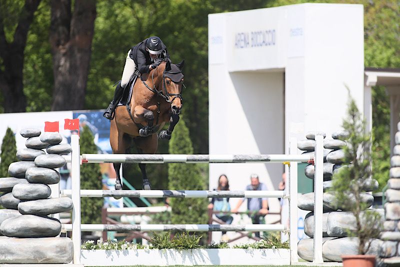 Campionati Italiani di salto ostacoli ACME: Giuseppe Rolli rimane in testa alla classifica provvisoria dopo la seconda prova degli Assoluti