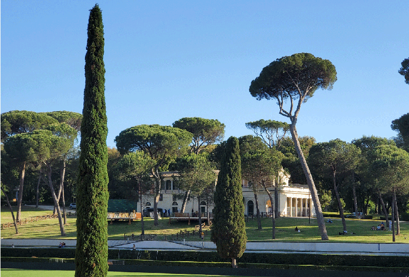 Casa Italia Collection per vivere Piazza di Siena on-line