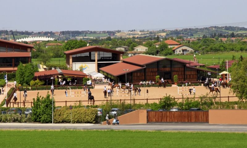 Al Riviera Resort al via la Finale del Circuito Giovani Cavalli FISE 2024