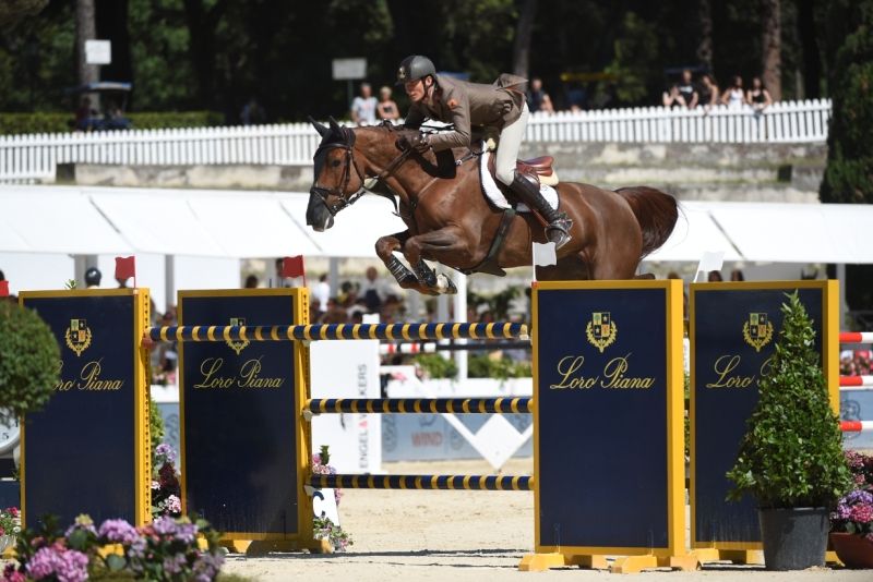 Piazza di Siena: Loro Piana Gran Premio Roma. Vince Vrieling, ma super gli  azzurri 