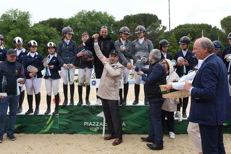 Piazza di Siena: la Coppa del Presidente Intesa Sanpaolo 2019 è dell’Umbria