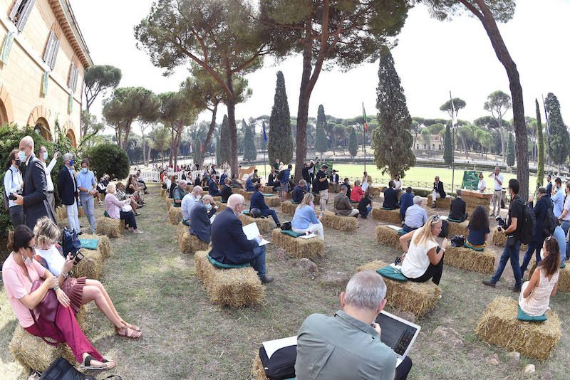 Piazza di Siena: un pomeriggio tra arte e sport