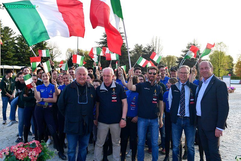 Riflettori puntati sullo CSIO giovanile di Gorla, i nostri partono bene