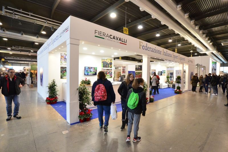 CASA FISE MAG 6383 ott